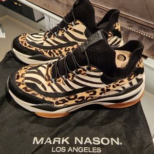 Mark Nason x Sketchers Sneakers Women Size 7.5